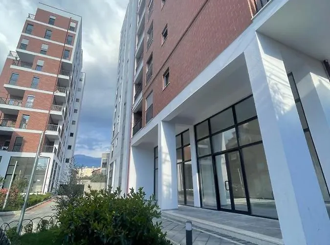 Center *